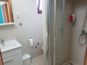 Vila Leona Pirovac_Apartman broj 3